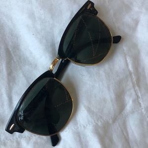 RAYBAN CLUBMASTER SUNGLASSES